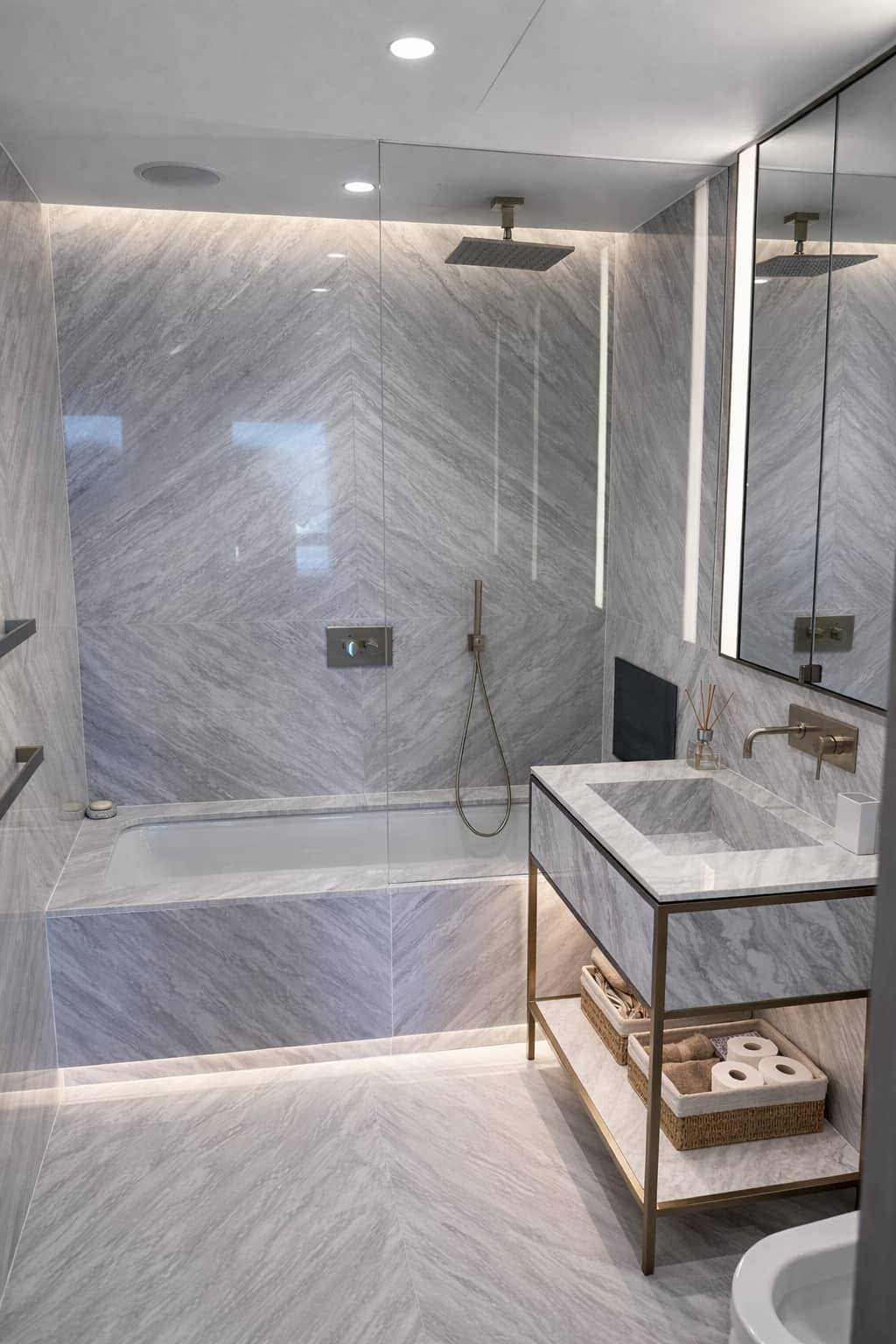 Bathroom Showcase 1600 - Bathroom refurbishment project by SpaceRise Lofts