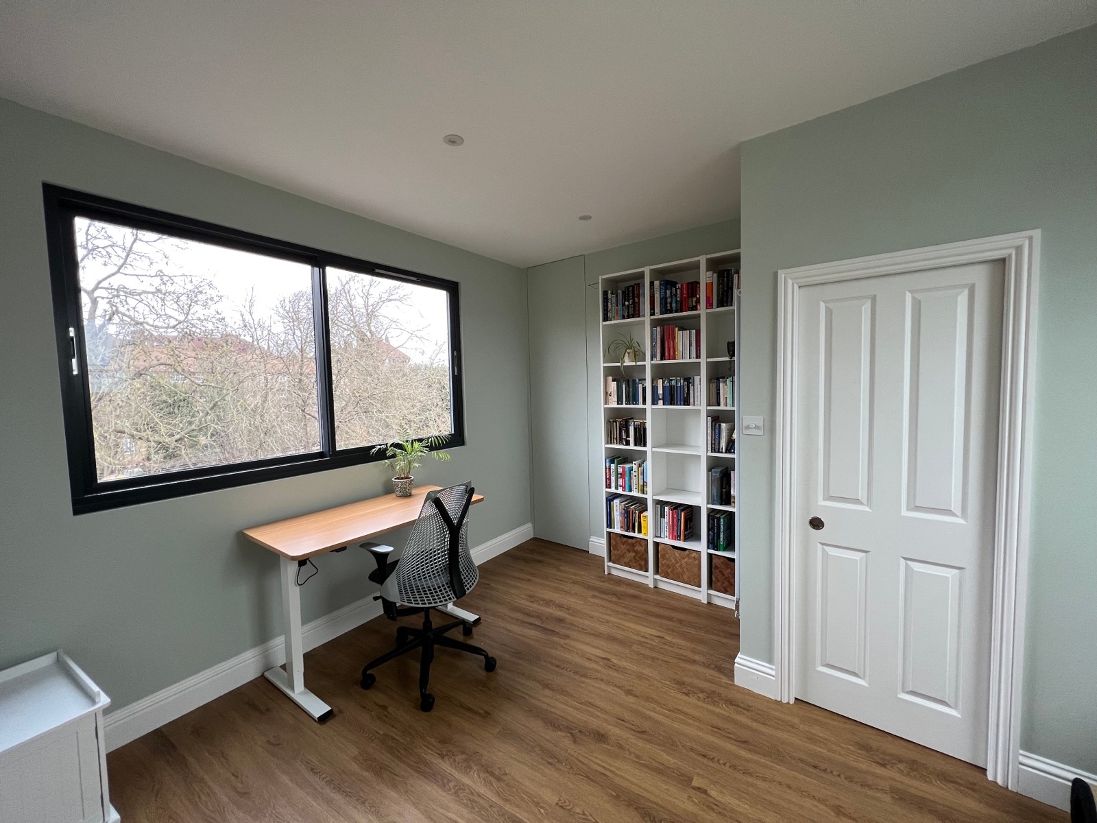 Home Office Showcase 1600 - Loft conversion project by SpaceRise Lofts